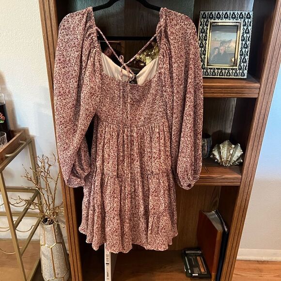 NWT LUCY PARIS MEET ME IN THE MEADOW DRESS - Picture 4 of 4